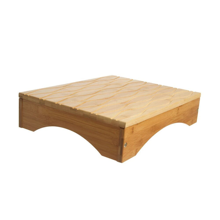 Image of Bamberry Bath Step on a plain background.