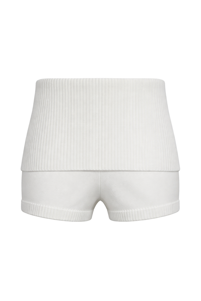 “Fold over shorts” white