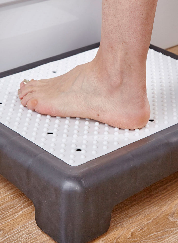 Atlanta Non-Slip Half Step
