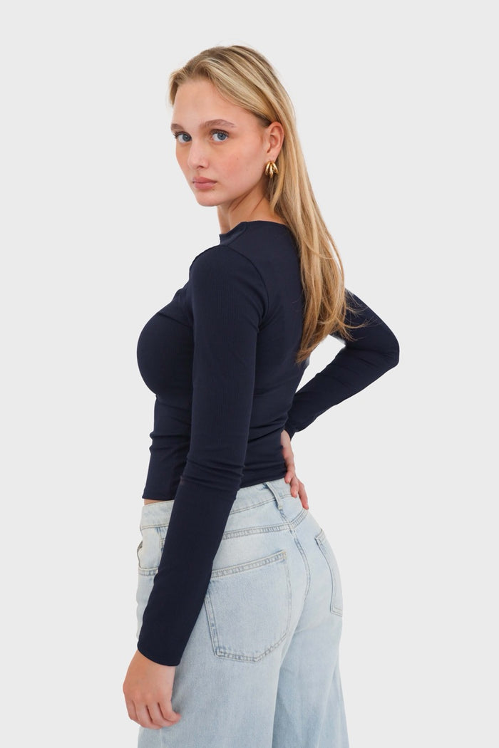 "Basic" top navy