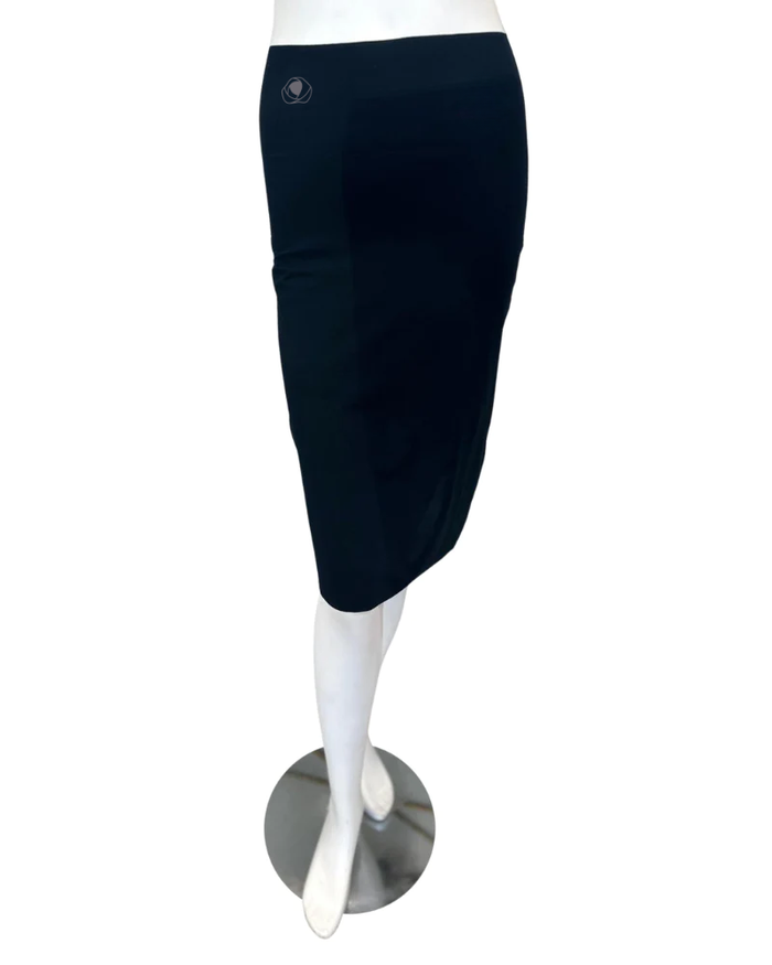 BASICbar Black Seamless Slip Skirt / Petite Length