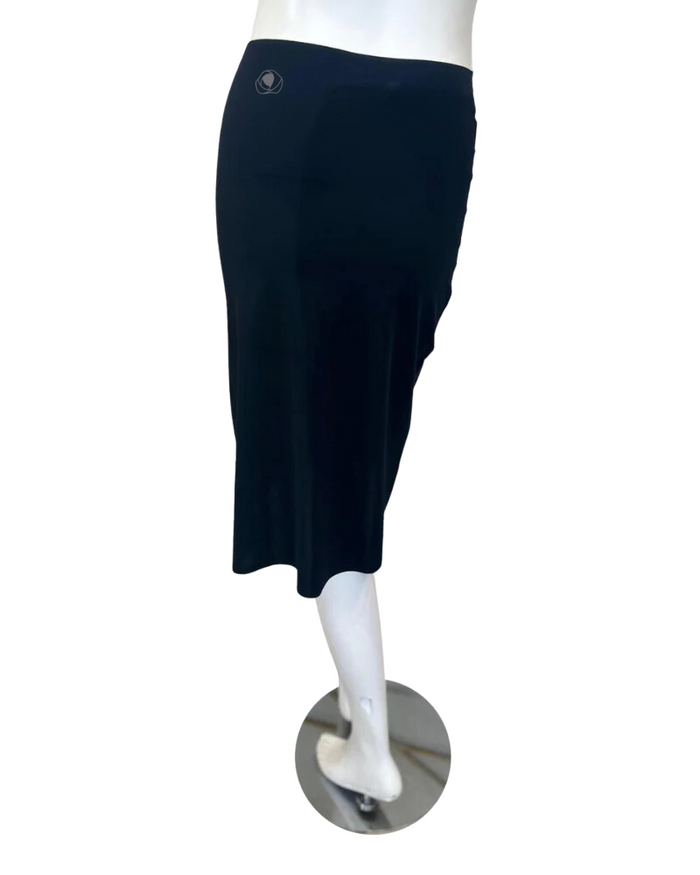BASICbar Black Seamless Slip Skirt / Petite Length