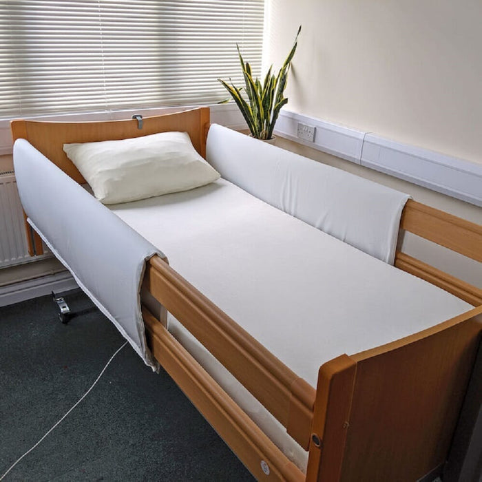Close-up of a feature of Bed Cot Side Bumpers-Pair.