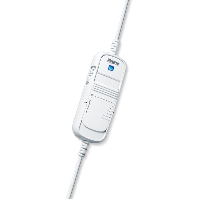 Close-up of a feature of Beurer Komfort Fleecy Heated Mattress Cover.