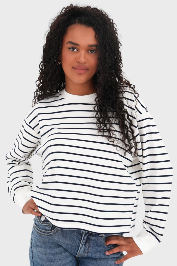 "Boat" top white