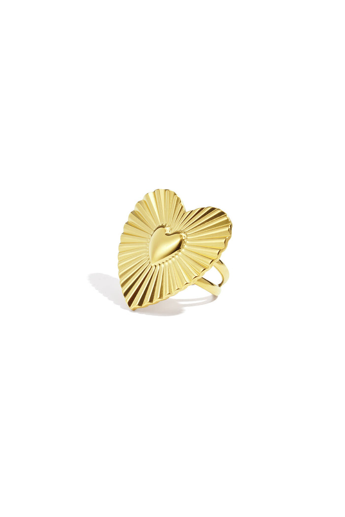 "Bold heart" ring