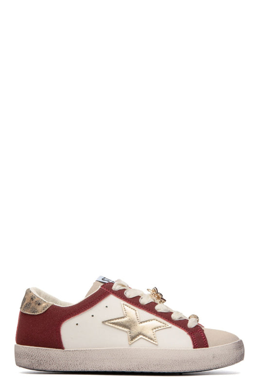 "Burgundy" spark sneakers