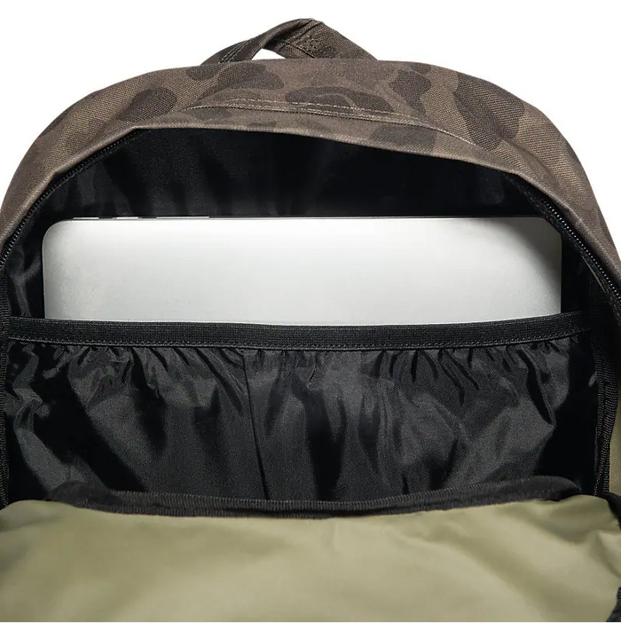 Mossy Oak Bottomland Carhartt 25L backpack, further view of the shoulder straps