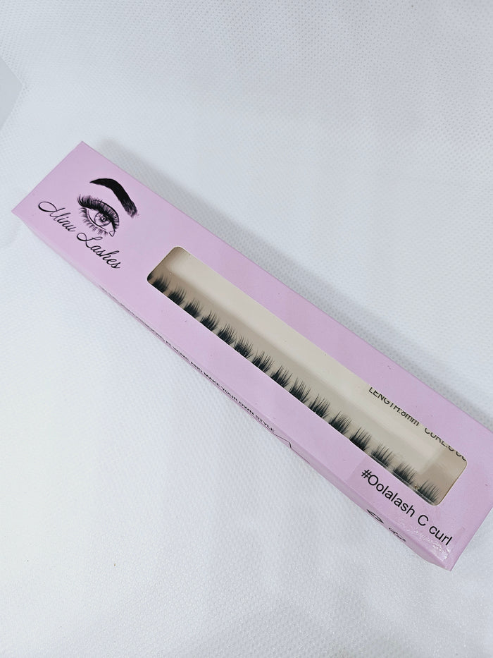 Create Stunning Lashes at Home – MinuLashes Cluster Eyelash Box 8, 14 or 16mm