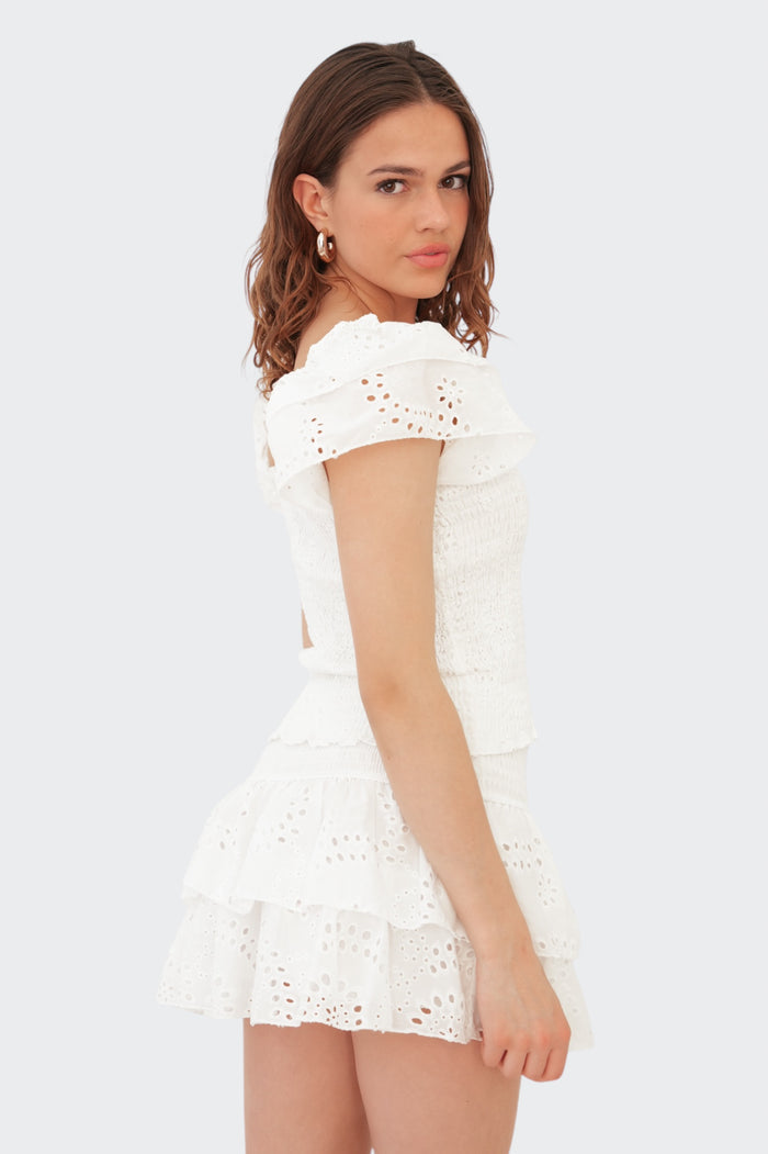 "Daydream" ruffle top white