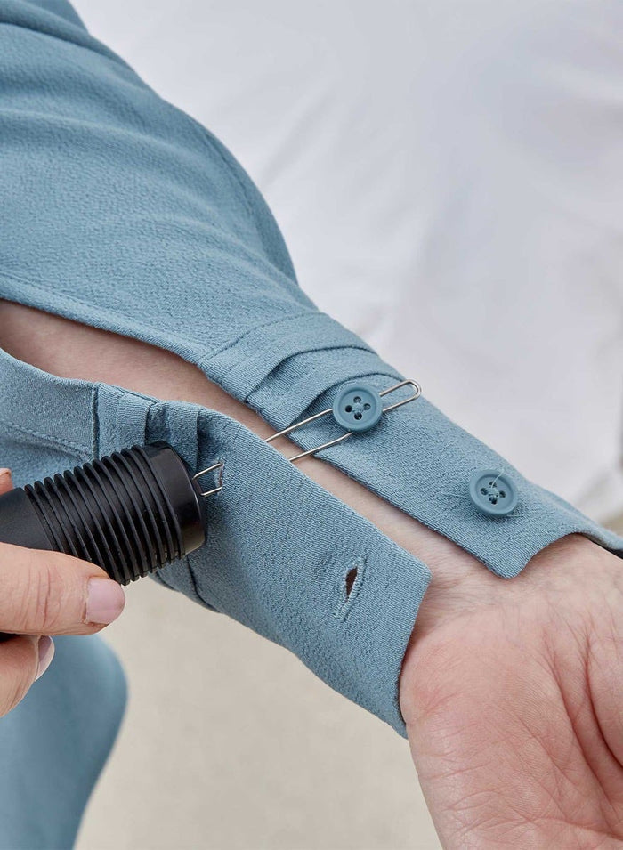 Easi Grip Button Hook and Zip