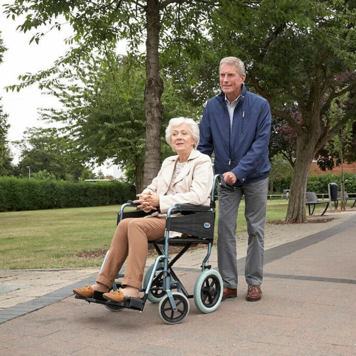 Escape Lite Manual Wheelchair
