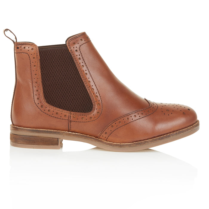 Fiona Leather Brogue Boots - Tan