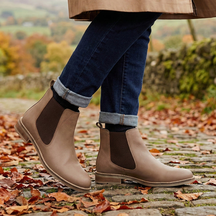 Jenny II Leather Chelsea Boots - Sandstone