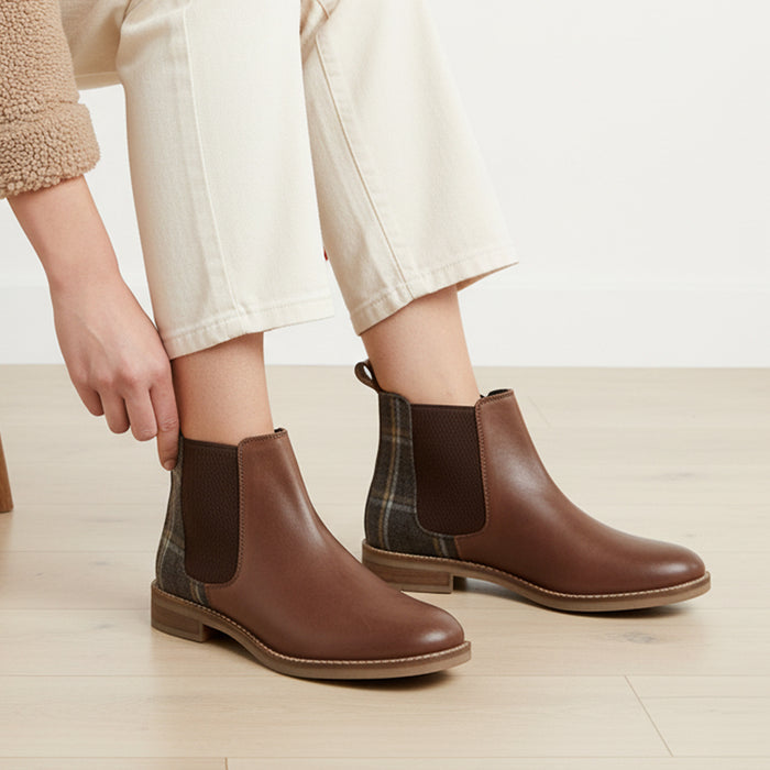 Jenny Leather Chelsea Boots - Brown
