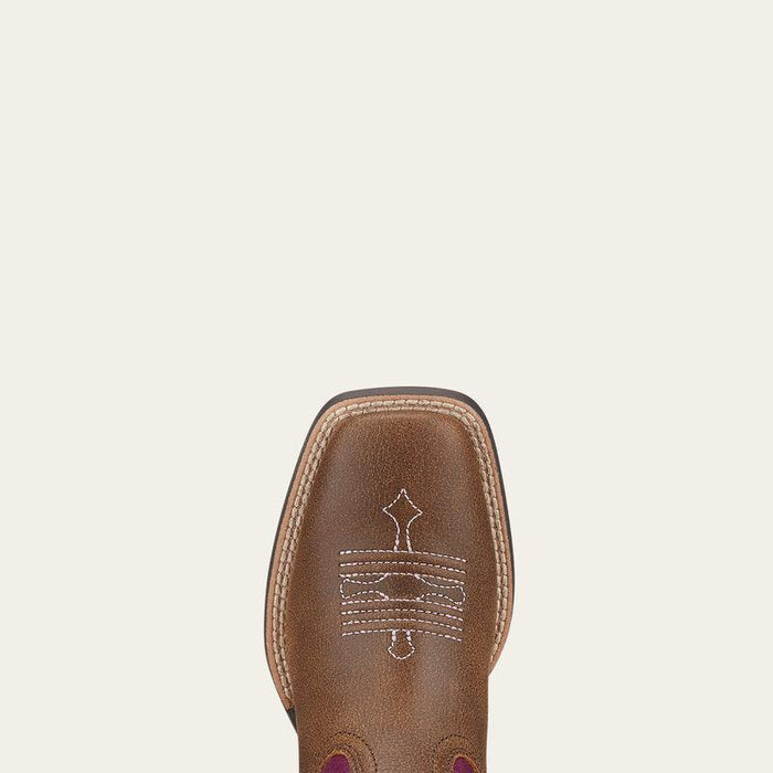 Close-up of the toe on the Ariat Kid's Tombstone western boot in vintage bomber leather