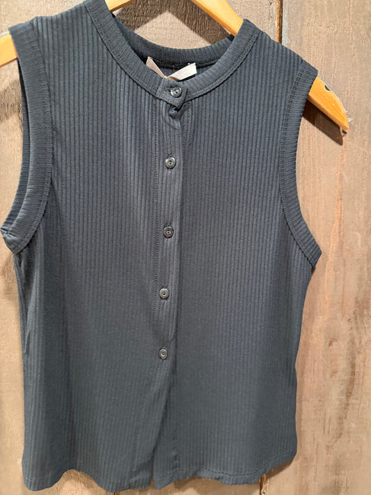 LEZ A LEZ BUTTON DOWN TANK