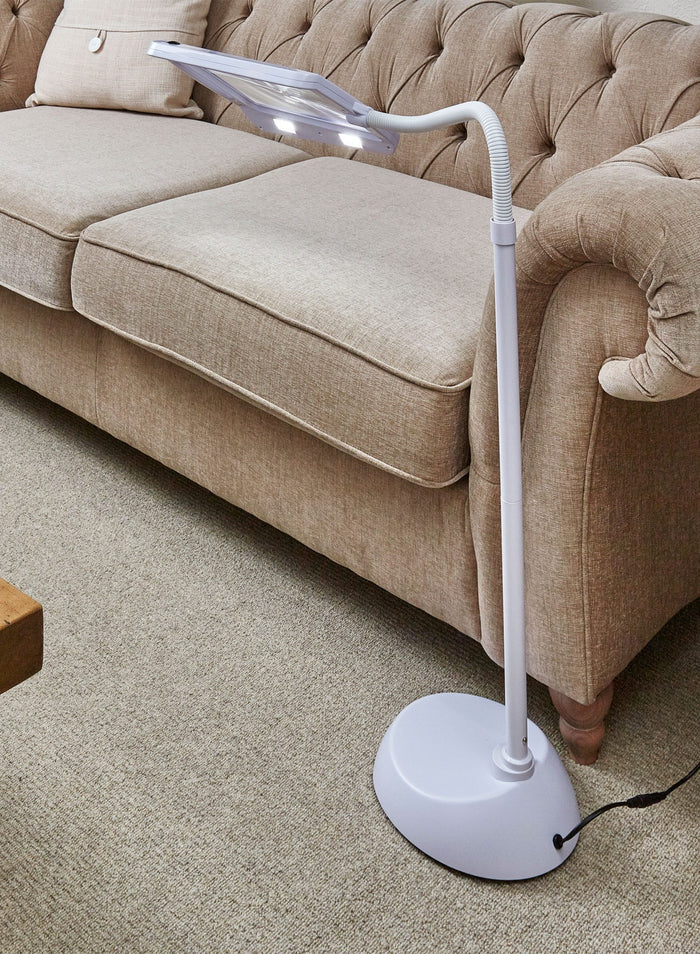 Magnifying LED Floor Lamp