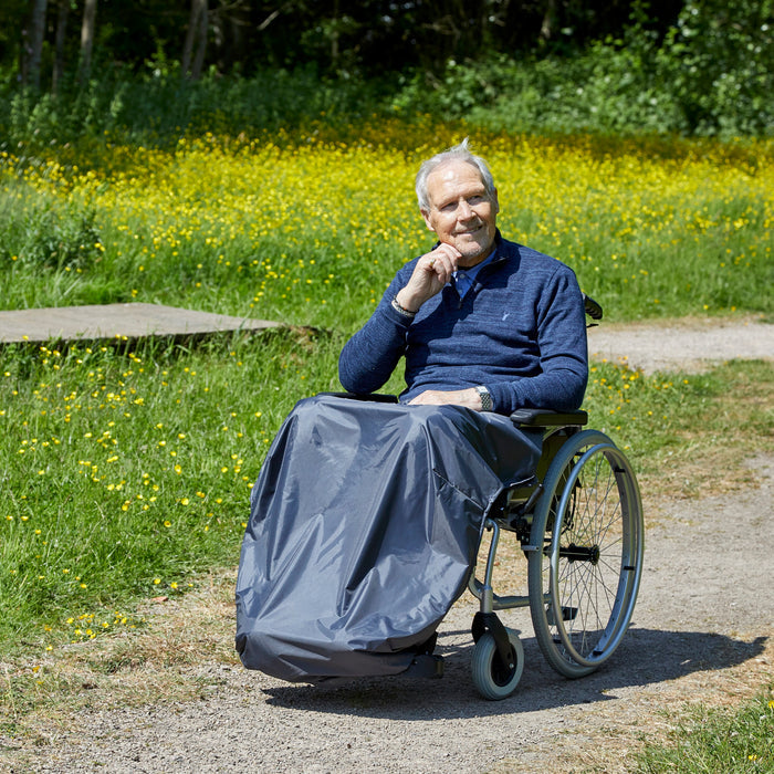 Close-up of a feature of NRS Freestyle Wheelchair Apron.