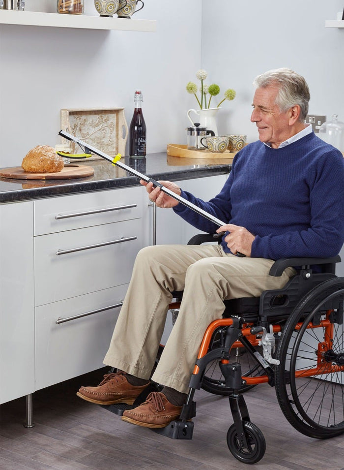 Pro Folding Reacher