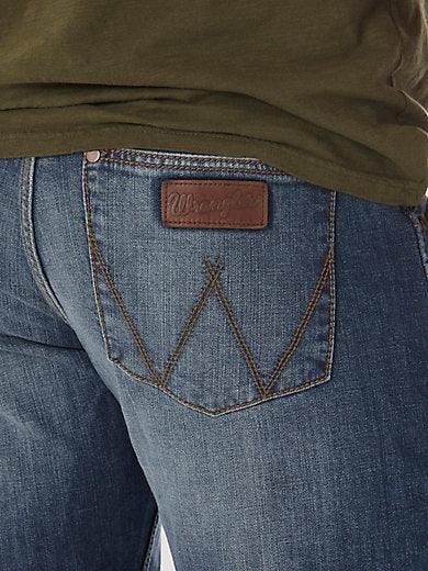Wrangler Retro slim fit straight leg jean in cottonwood, second alternate view