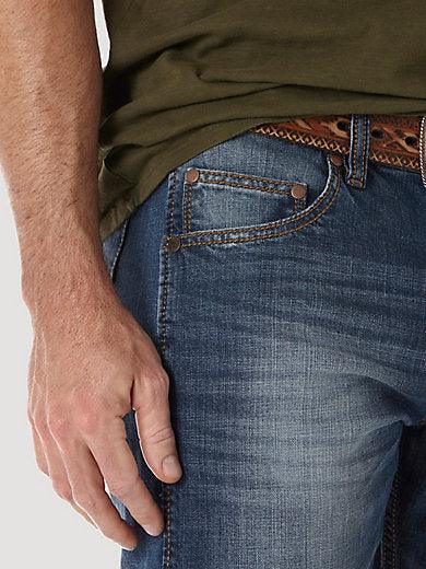 Wrangler Retro slim fit straight leg jean in cottonwood, third alternate view