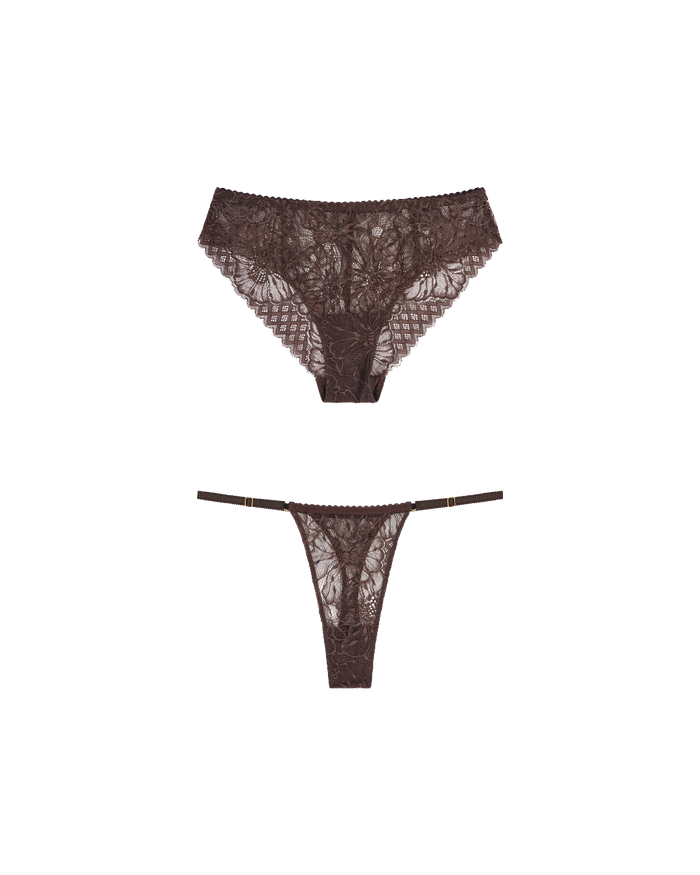 bruine lingerie set met 2 kanten broekjes