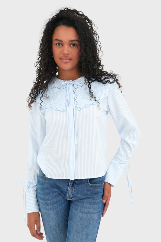 "Scandi" blouse light blue