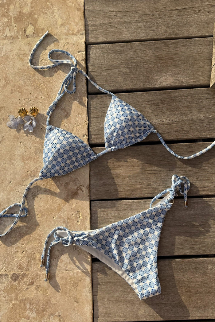 "Seabreeze" tied bikini bottom blue