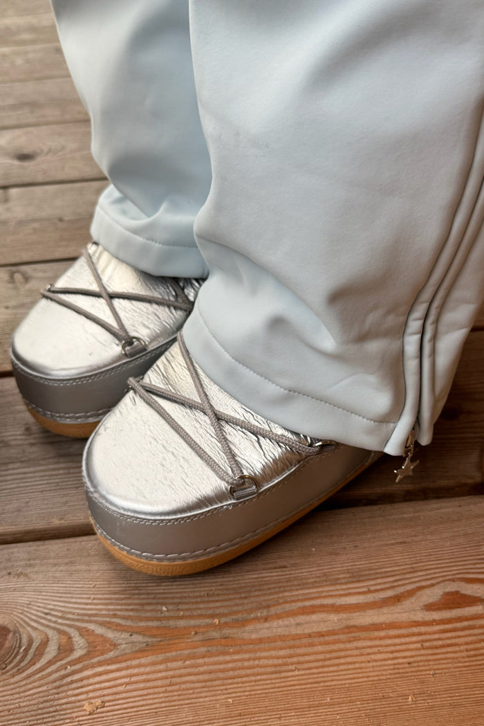 "Snowy" boots silver