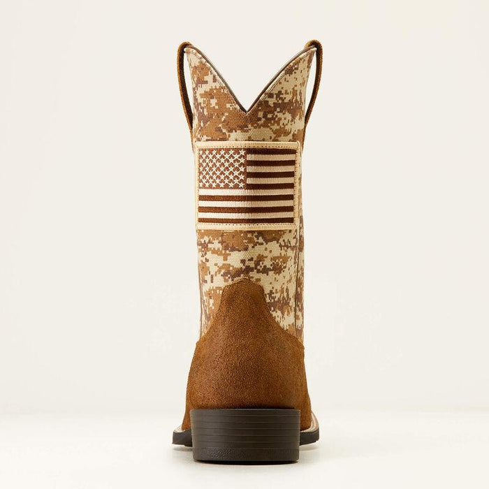 Heel view of the Ariat Sport Patriot western boot in antique mocha with a western heel
