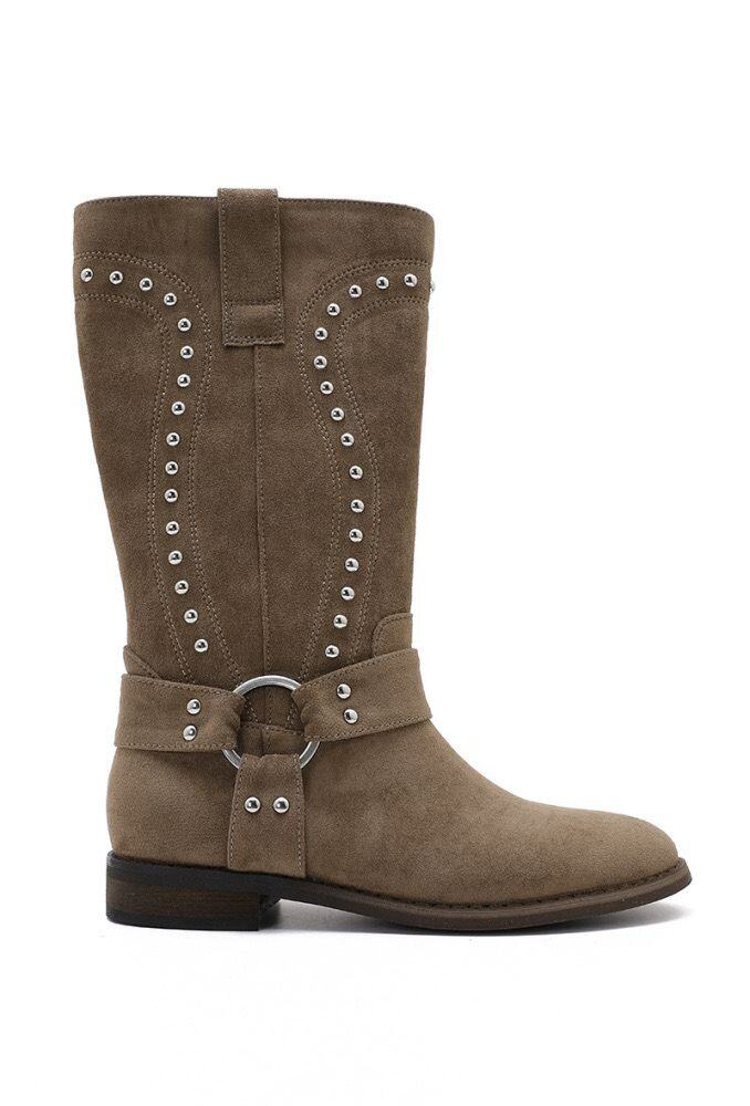 "Studded" boots beige