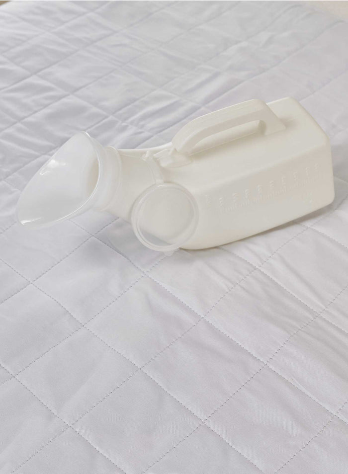 Unisex Urinal with Lid