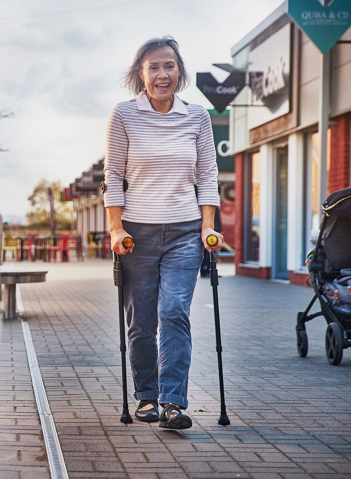 Vekta Folding Crutches (Pair)